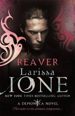 Reaver (Lords of Deliverance 5) by Larissa Ione